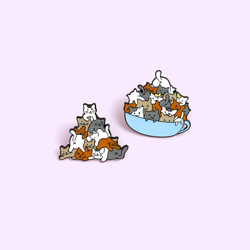 7g Weight Brooches Classification Casual, Daily Occasion Alloy Material Cat Pattern All Seasons Season Unisex Gender Plating Design Cute Style Cute Pin Cat Alloy Plating Unisex Brooches 4
