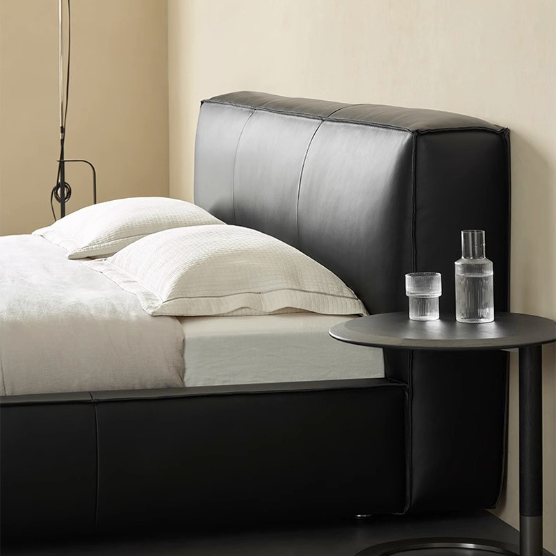 Toast cama de cuero completo negro italiano minimalista dormitorio principal de alta gama elegante cama de cuero real doble 1,8 m bolsa suave cama de boda