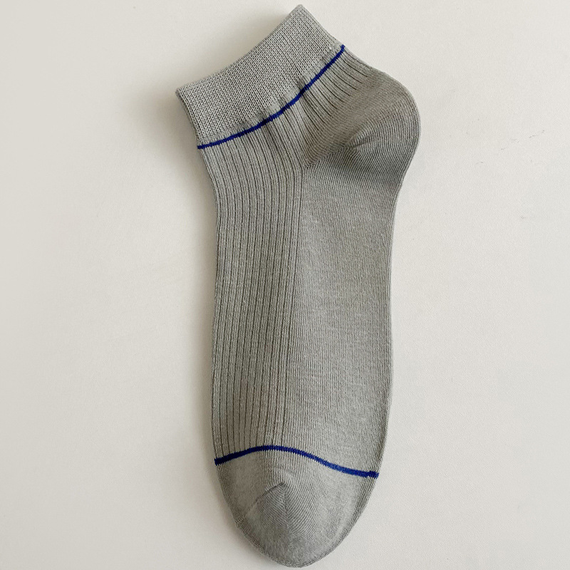 Calcetines de primavera y verano para hombre, algodón fino, absorbente de sudor, pies no apestosos, calcetines deportivos transpirables, calcetines de barco casuales de color sólido, calcetines