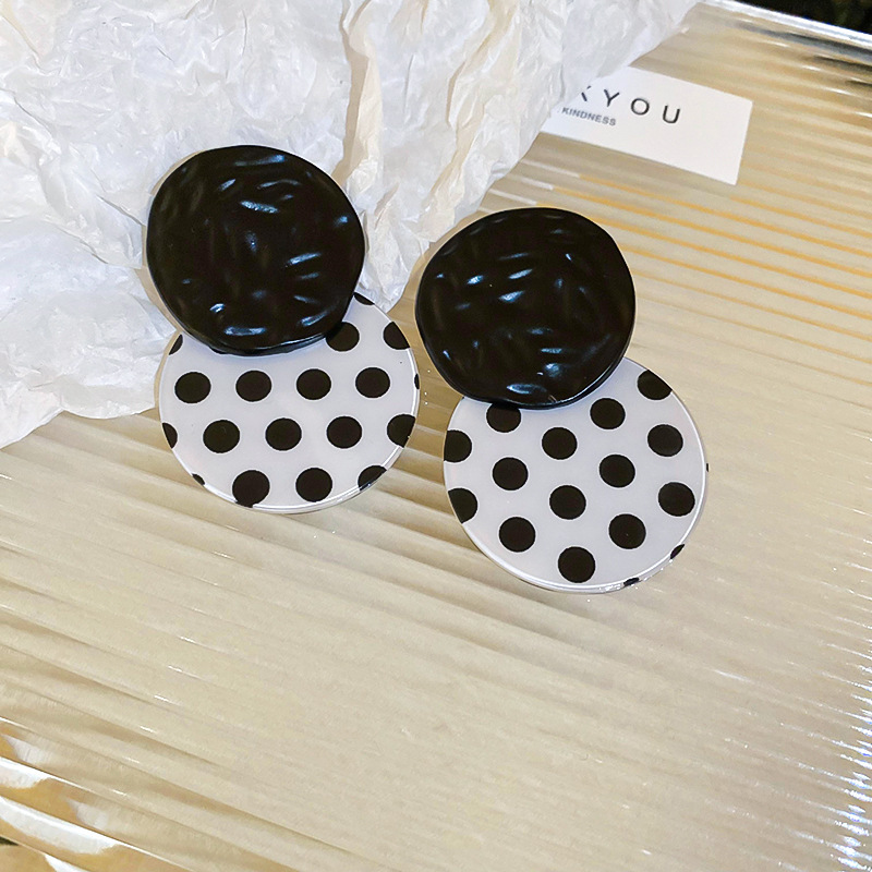 117# silver needle-black-spotted