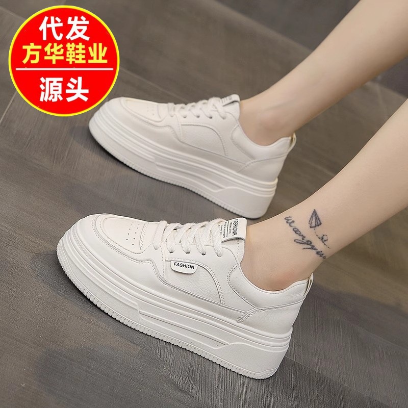 2026 primavera nuevos zapatos blancos con suela gruesa transpirable nuevos zapatos deportivos ligeros y casuales delgados para mujeres