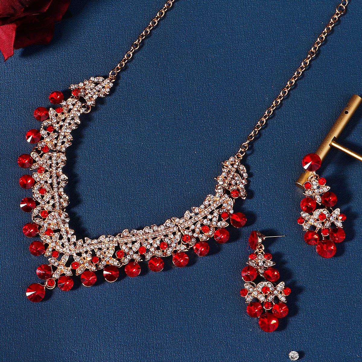 255g Weight Jewelry Set Classification Hair Accessories Earrings Necklace Quantity Wedding, Banquet, Formal Occasion Alloy Material wedding season Festival Solid Color Pattern Women's Gender Elegant, Glam, Romantic Style Elegant Glam Romantic Solid Color Alloy Wedding Season Women's Jewelry Set 4