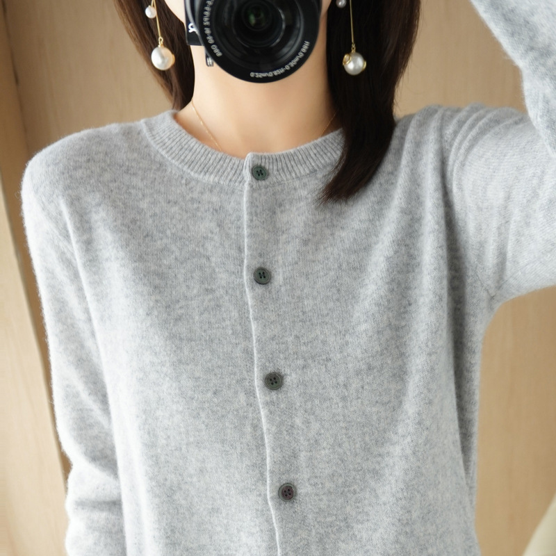 New 2025 Autumn and Winter Ol Elegant Cardigan Long-Sleeved Round Neck Straight Sweater Women's Knitted Knitwear One Piece Wholesale