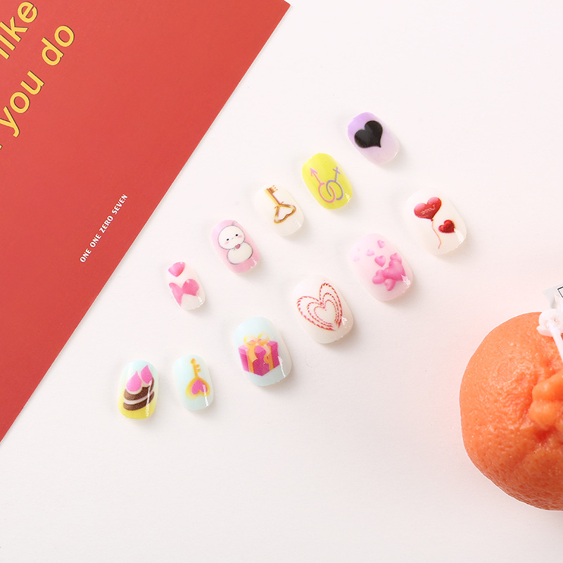 Nuevo desgaste de los niños uñas color amor niños uñas pegatinas patrón simple pintado de uñas en stock comercio exterior exclusivo