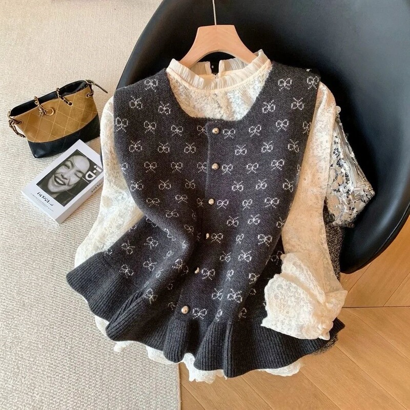【Yangyang Family】Knitted Sweater Vest Cardigan for Women, Versatile Top, Sleeveless Sweater, Layered Vest, Thickened 【Yangyang Family】Knitted Sweater Vest Cardigan for Women, Versatile Top, Sleeveless Sweater, Layered Vest, Thickened