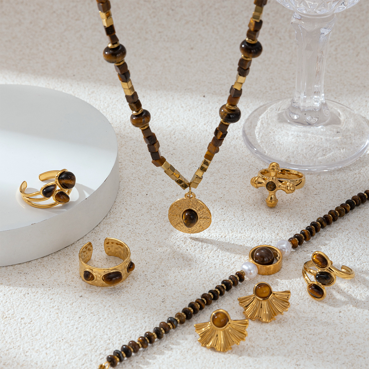 Collar de piedra natural de Tai Na Europa y los Estados Unidos lujo ligero nicho versátil conjunto de joyas de piedra natural de ojo de tigre acero titanio no se desvanece