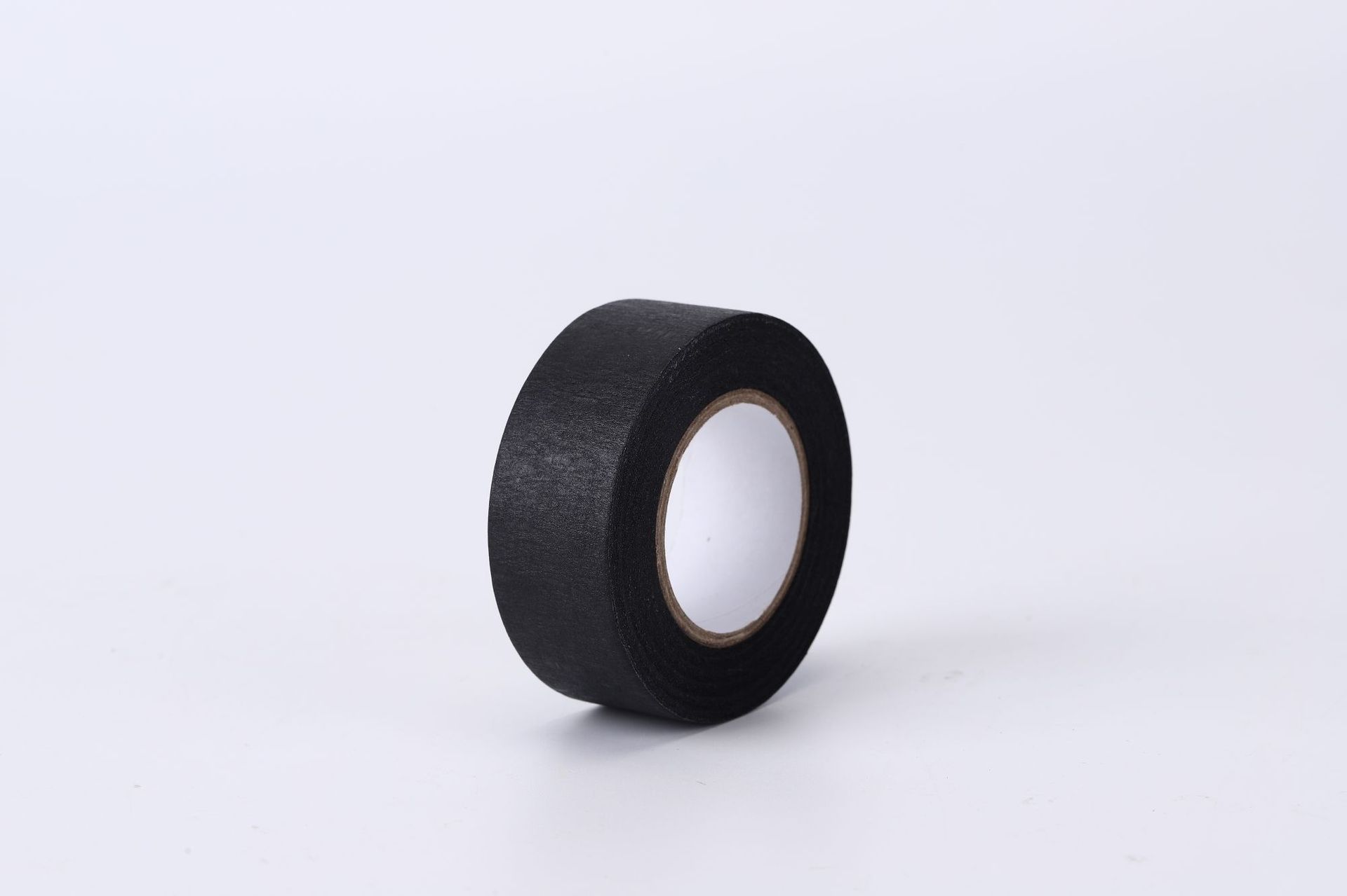 Cinta de papel de enmascaramiento de color de alto adhesivo al por mayor decoración de pared exterior cubierta de pintura en aerosol separación de color lágrima de mano sin pegamento papel de enmascaramiento