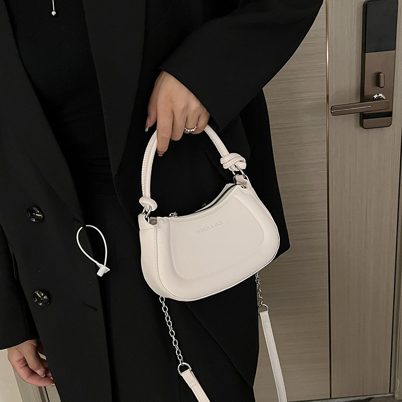 Foreign trade retro hard shell chain bag cross-border new printed letter handbag trendy fashion women's shoulder crossbody bag_voghion.com