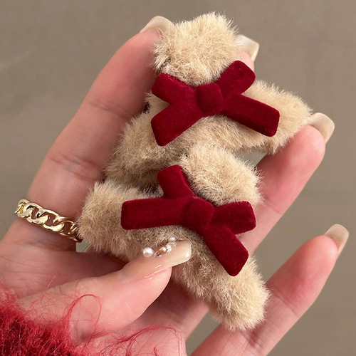 High-end velvet bow hair clip for New Year's bangs, retro princess hair accessory, small size, suitable for autumn and winter