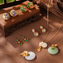 新中式国潮流苏耳环高级感设计2025年新款福袋项链饰品仿玉石耳钉