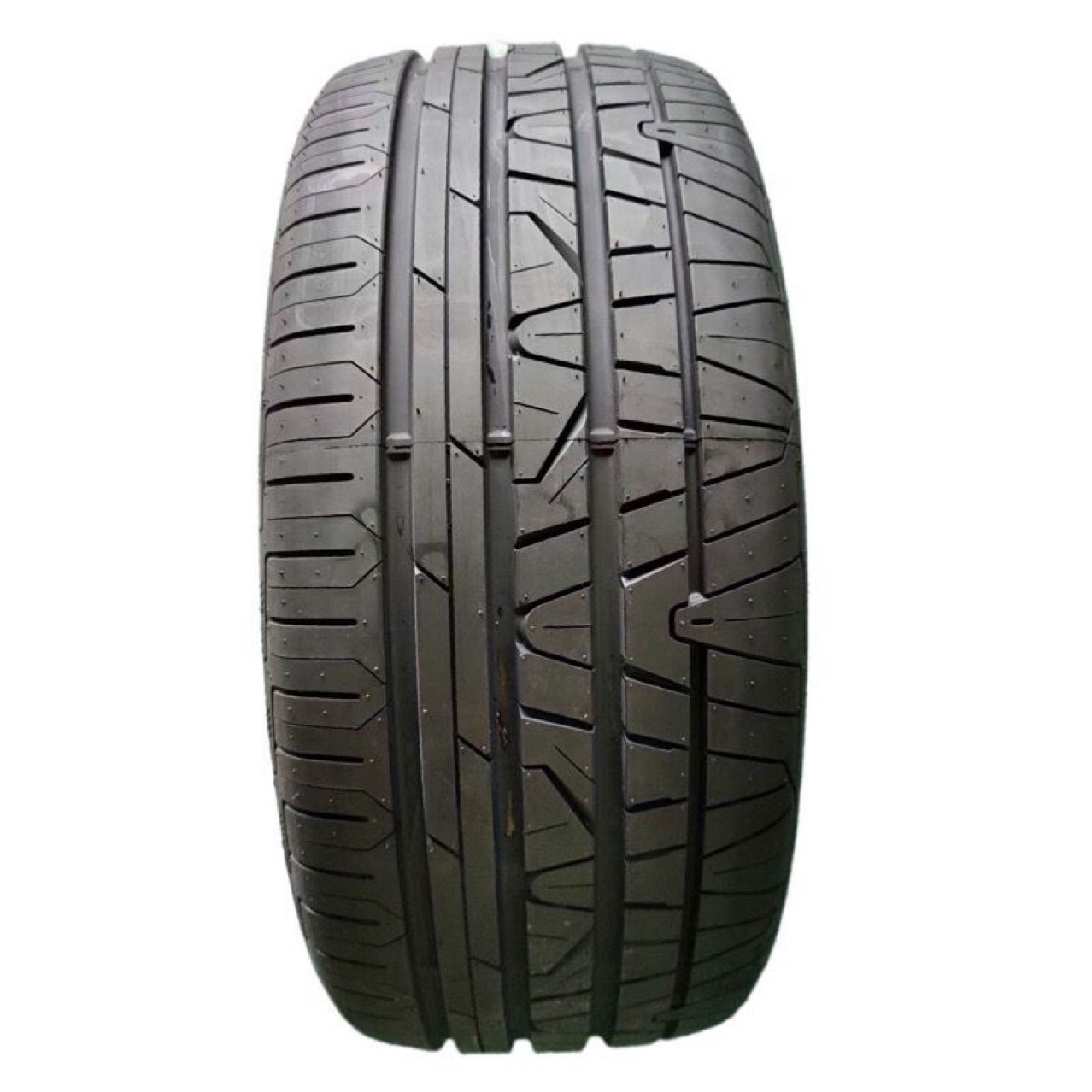 Jiashitu Explosion-Proof Tires 225235 245 255 275/35 45 50 5540 R17R18R19R20R21