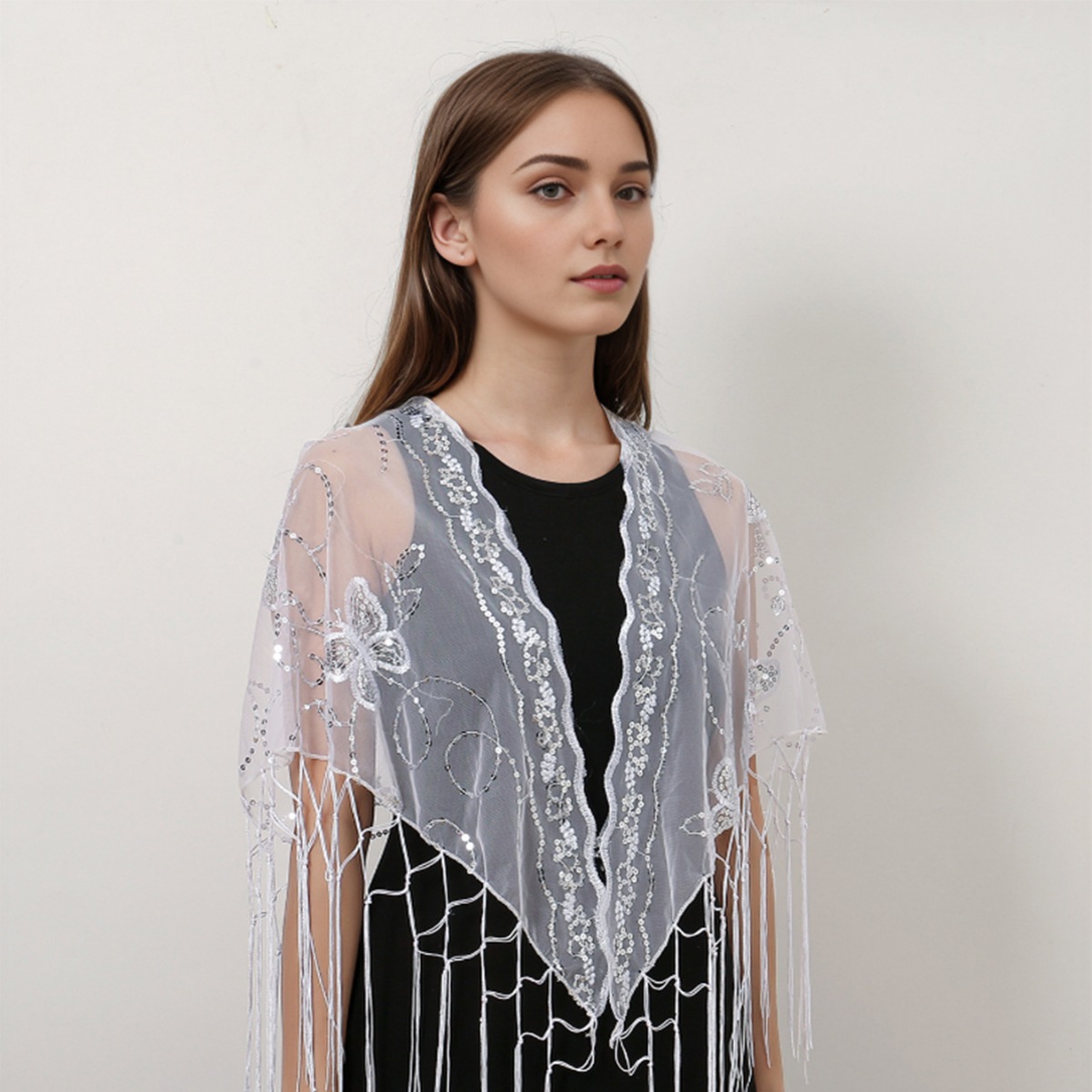 Europa y los Estados Unidos venta caliente mariposa pañuelo triángulo bordado frillón hueco fiesta vestido de gala de encaje chale para mujeres