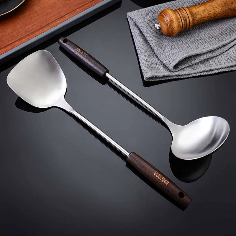 304 нержавеющая сталь жарочная ложка кулинарная ложка для шеф-повара Бытовая утолщенная длинная лопатка костюм деревянная ручка суповая ложка кастрюля ложка