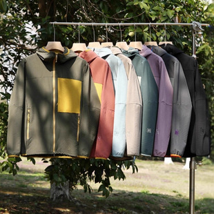 R2���£���TA�ݶ����＾3D���w�ü��ڴ��Bñײɫ��ʽ�\�����e