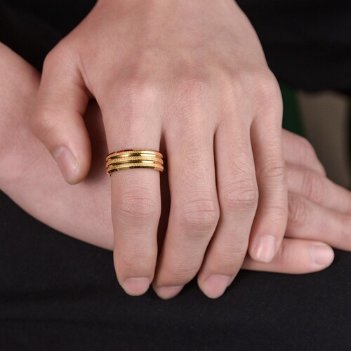 Cross-border rings Vietnamese sand gold rings Frosted flower rings for women Stainless steel gold-plated couple rings jewelry wholesale