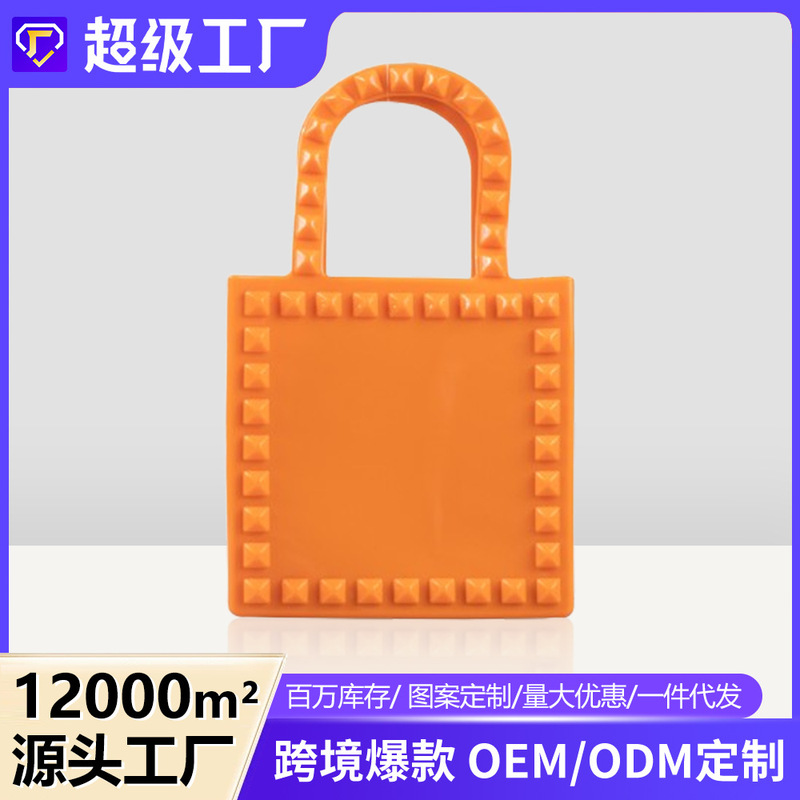 Pvc Barbie Jelly Bag, Fashionable and Versatile, with Rivets, Dirt-Resistant, Easy to Clean, Summer Women's Handbag Pvc Barbie Jelly Bag, Fashionable and Versatile, with Rivets, Dirt-Resistant, Easy to Clean, Summer Women's Handbag