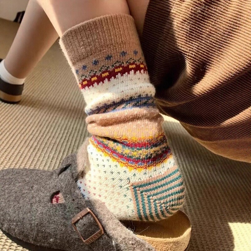 Winter Women's Mid-Calf Socks in Fair Isle Style, Versatile and Fashionable, Slouchy, Warm and Comfortable, 2025 New Popular Model