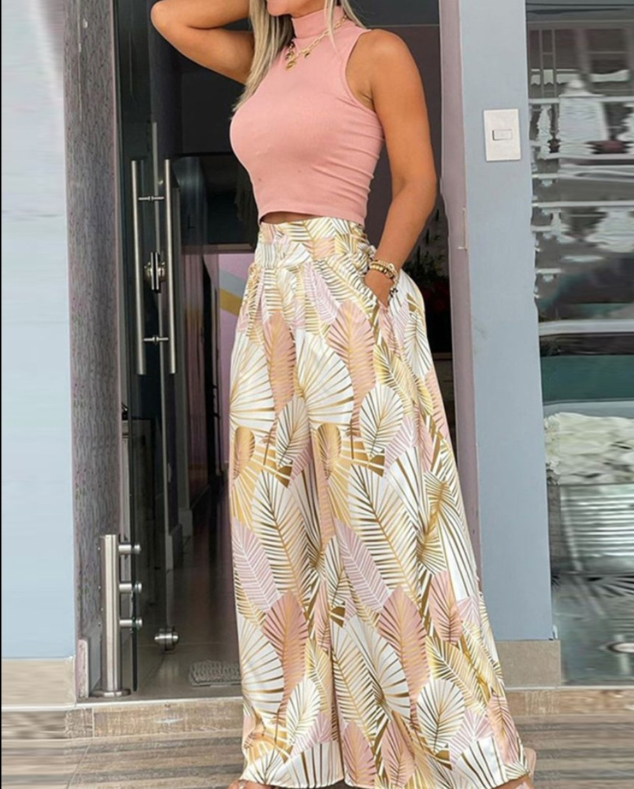 Fashionable Two-Piece Set