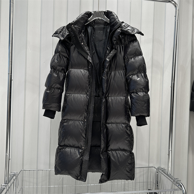Diamante negro perla negra chaqueta larga para hombres y mujeres 2024 nuevo terciopelo grueso sobre la rodilla sombrero desmontable pareja