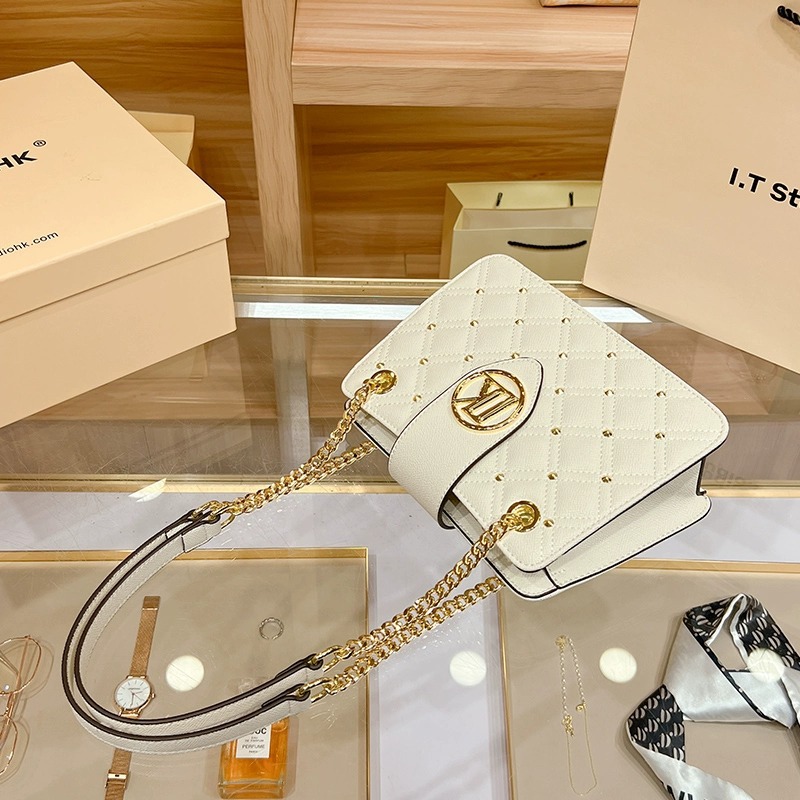 Genuine Leather Quilted Chain Shoulder Bag For Women Versatile_voghion.com