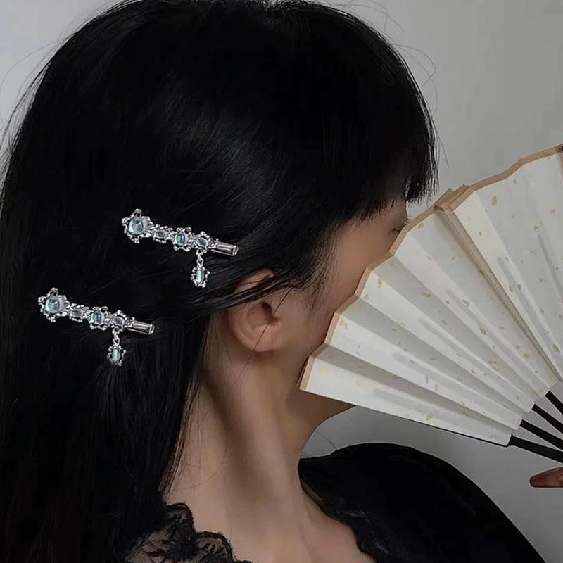 Граница через импорт Qianjin Ветрено-охлажденное ледяное кристаллическое боковое зажим лунный камень зажим для волос милый и прохладный геометрический лавовый боковой зажим-утка