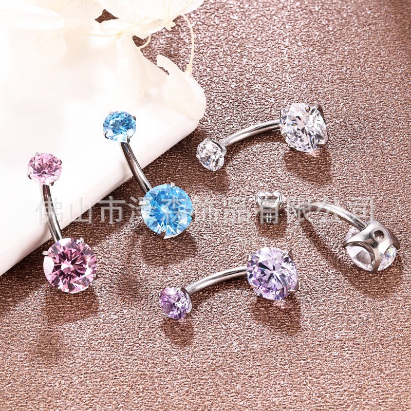 Silver pointed spike labret stud material detail