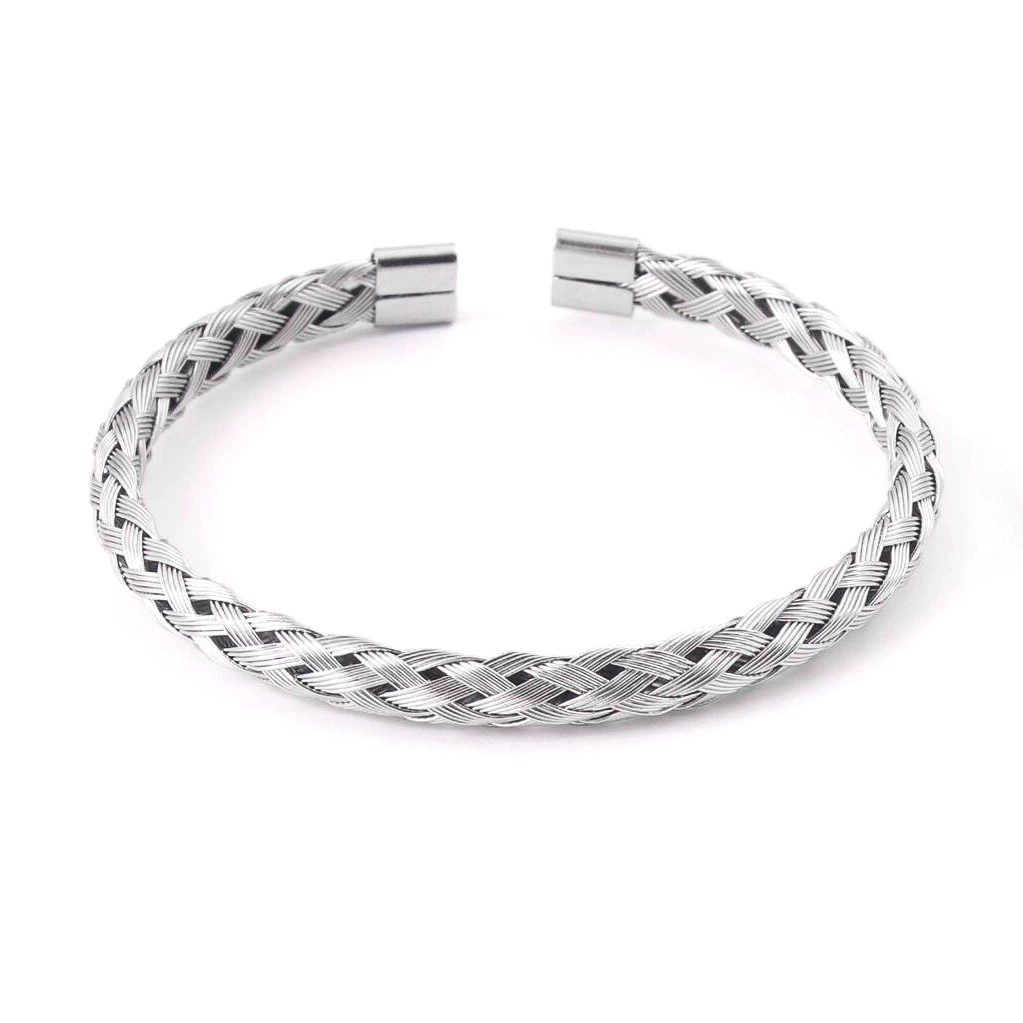 (Граница торговля), лет bracelets?