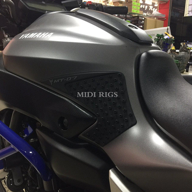 Suitable for Yamaha MT07MT-0713-19 modified fuel tank stickers, knee pads, anti-slip stickers, friction stickers, heat insulation side stickers