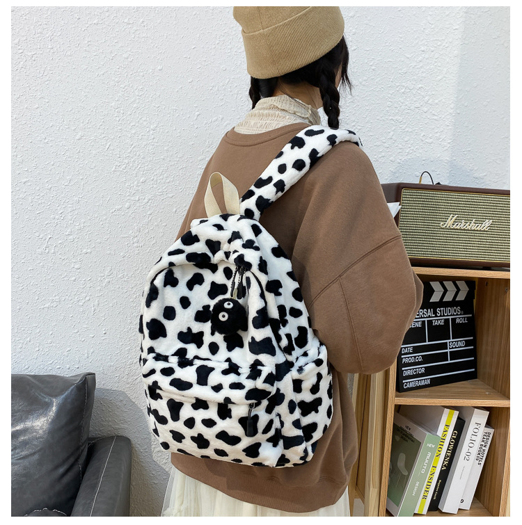 Vintage Cute Soft Backpack display picture 8