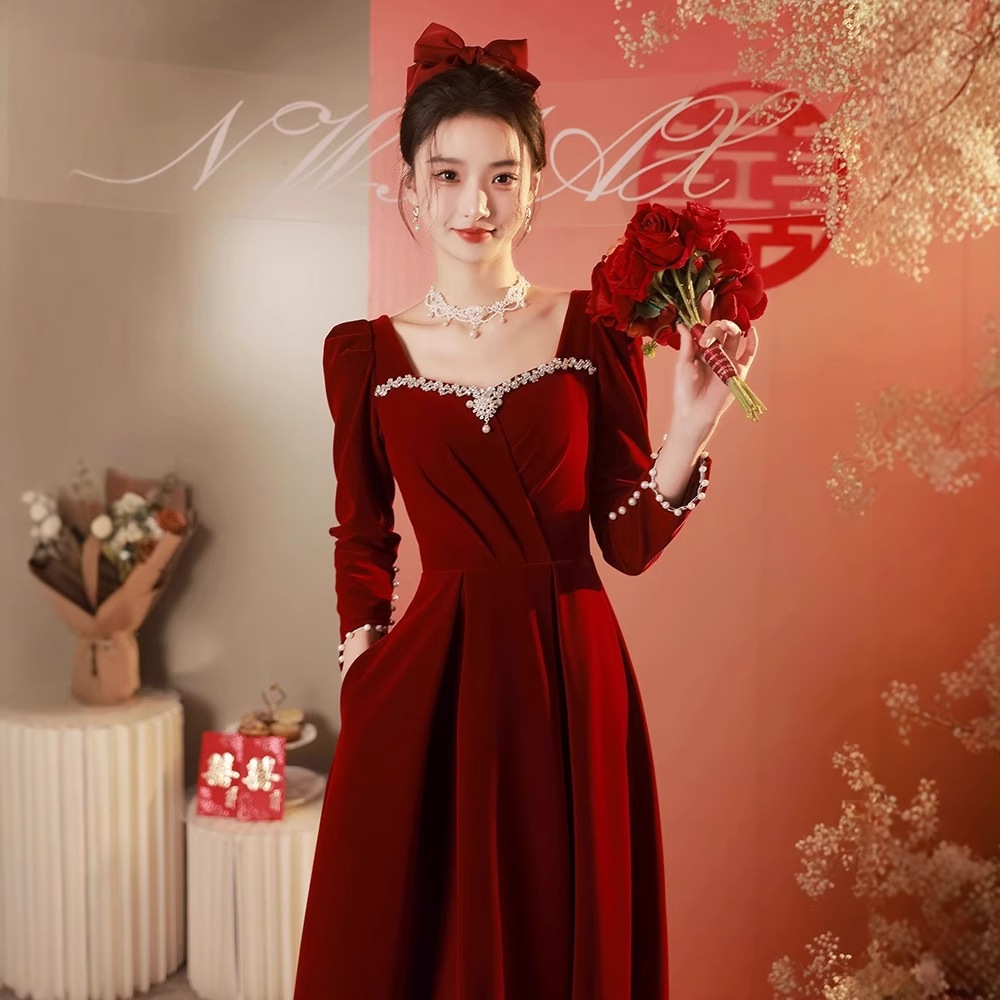 Wedding Toast Dress, Bridal Morning Robe, 2026 New Style Burgundy Engagement Dress, Can Be Worn Casually, Wedding Long-Sleeved Evening Dress