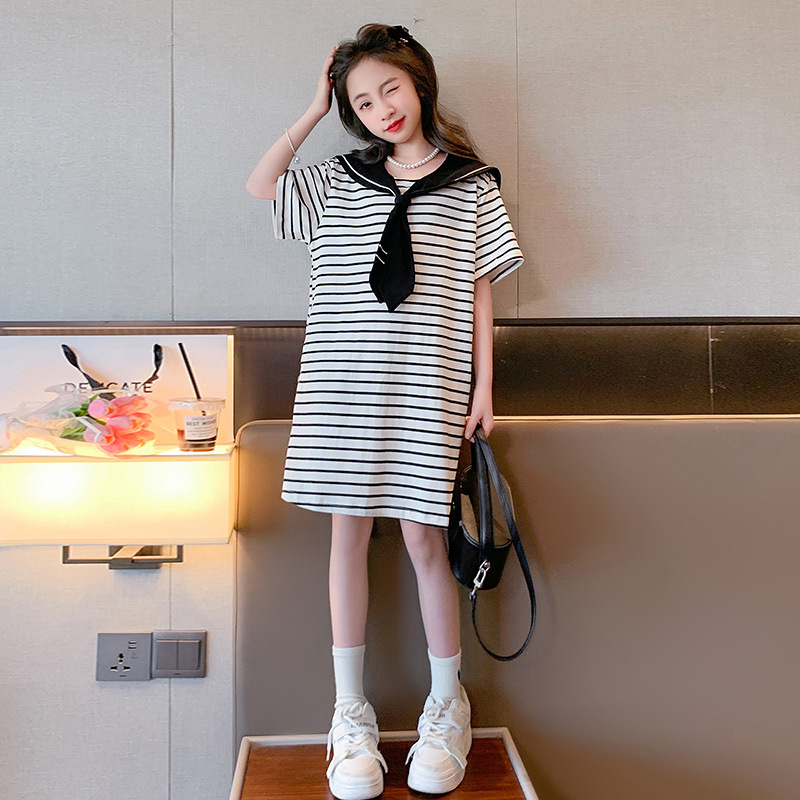 Girls' skirt summer Western style girls' Navy style big children college style dress children's striped short sleeve T-shirt loose