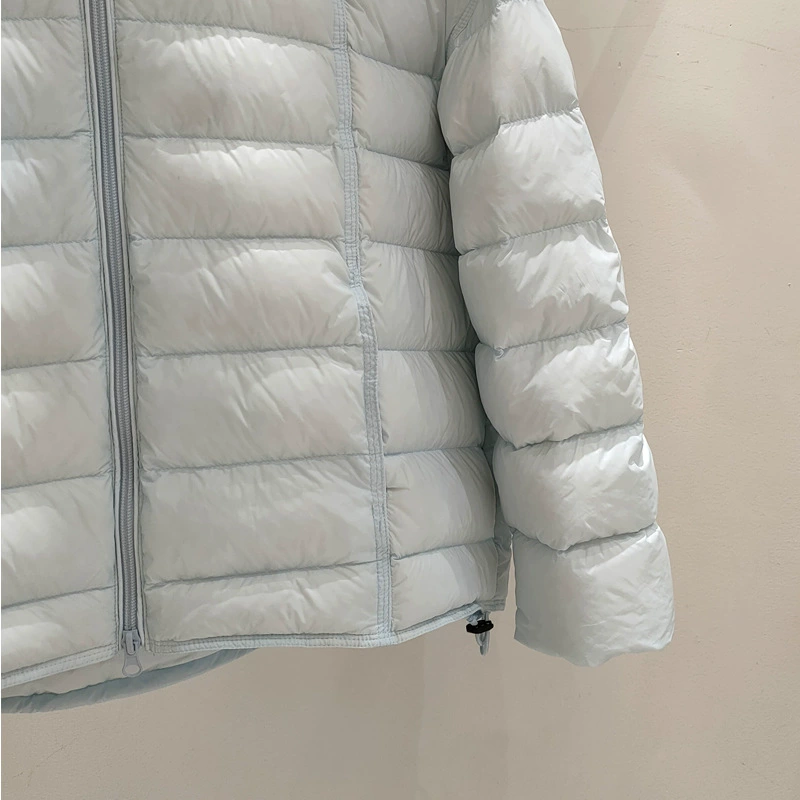 Бархатная короткая демисезонная легкая и тонкая пуховка, утка-пух, oversized, круглый ворот