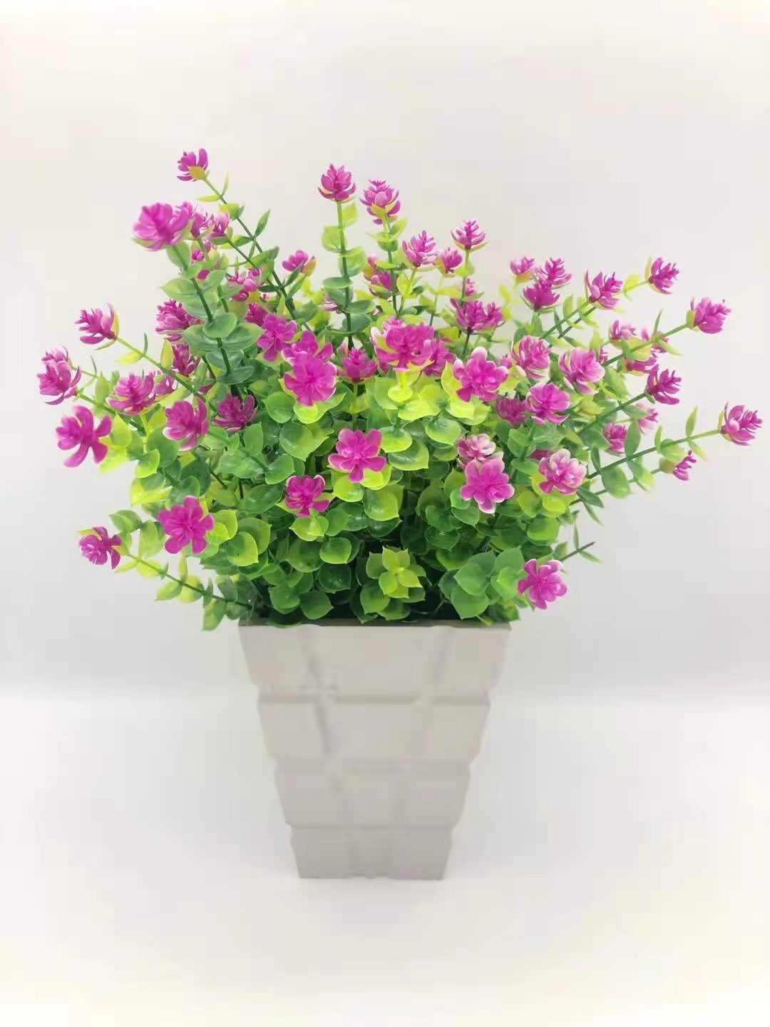 AliExpress Venta caliente artificial planta verde 7 cabezas 35 malla eucalipto Camelia flor artificial Flor de plástico flor decorativa