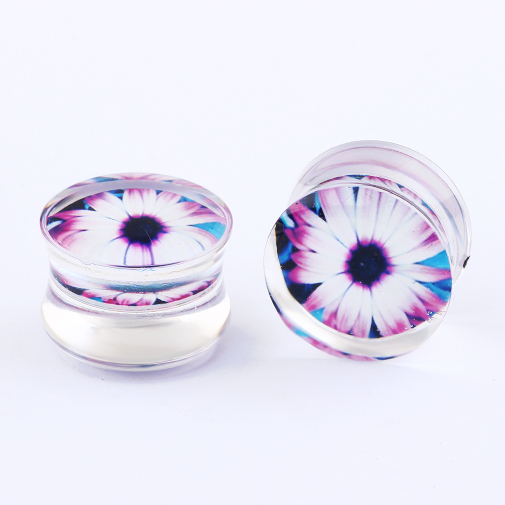 Pointed titanium steel lip stud product view