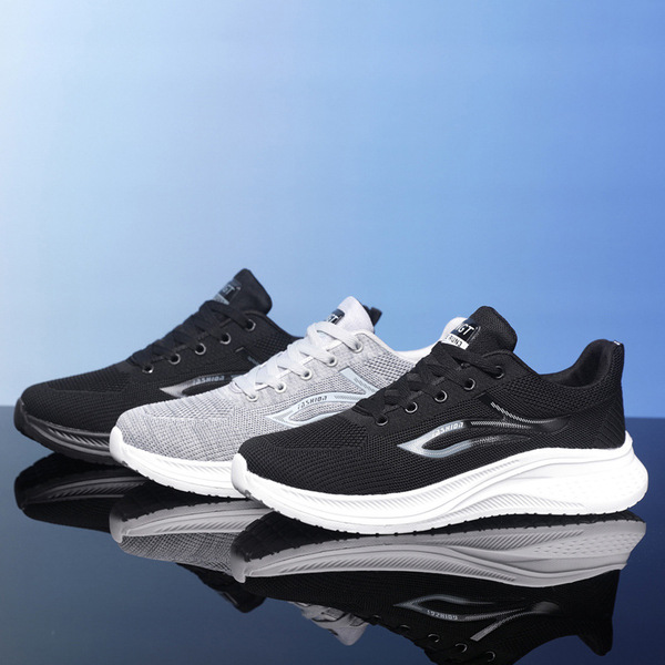 Breathable ultra light casual footwear for leisure