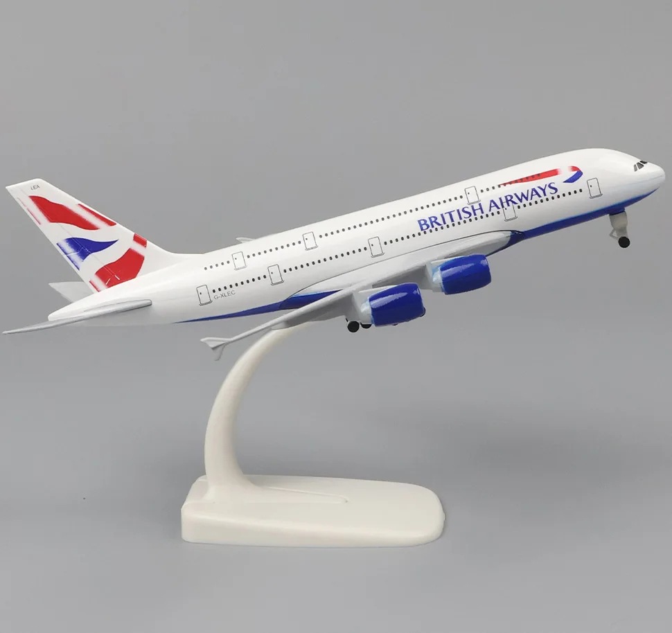 Modelo de avión de aleación de varios tamaños a380 Modelo de avión Airbus A380 Adornos de aviones de pasajeros Ventas de fábrica Productos calientes nacionales y extranjeros