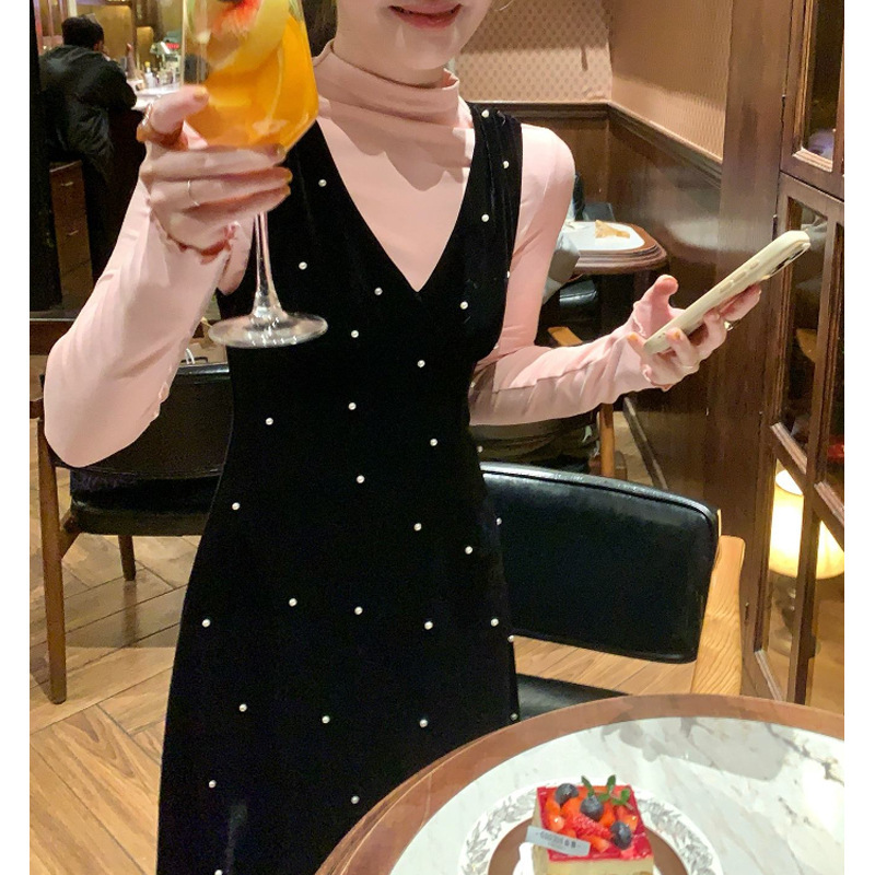 French Pearl Bright Korean Style V Neck Velvet Dress Women's Mid-Length Gentle Autumn and Winter Slim Long Dress Can Be Shipped on Behalf of Others