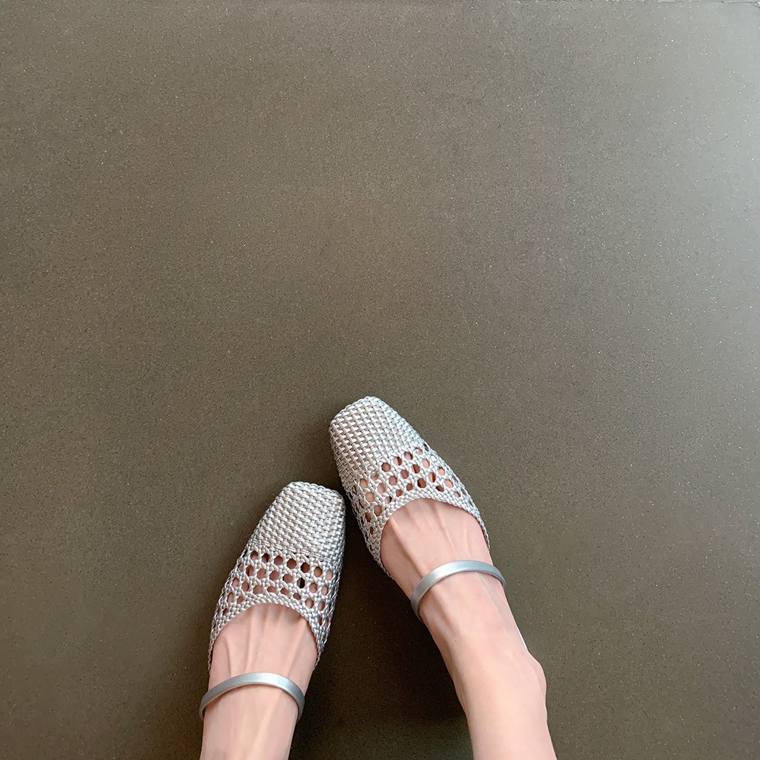 Retro woven mule made of sheepskin leather