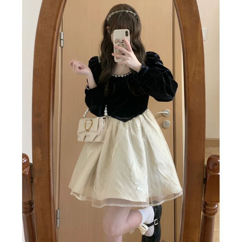 French Black Long-Sleeved Dress for Women 2025 Autumn and Winter Petite Rich Daughter Princess Puffy Dress Short Skirt