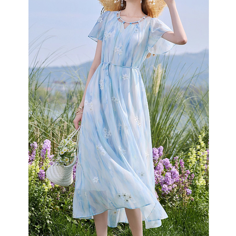 Gradient Short-Sleeve Dress for Women 2026 Summer New French Floral Resort Style Embroidered Chiffon Dress L86S522