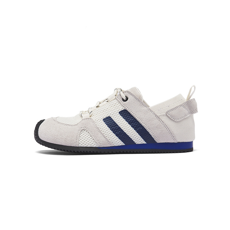 Zapatos de entrenamiento de la mujer 2025 nuevos zapatos blancos planos de verano de malla casuales Gump zapatos deportivos