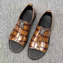 跨境外贸2026夏季男士新款罗马凉鞋男压花时尚露趾拖鞋潮搭沙滩鞋