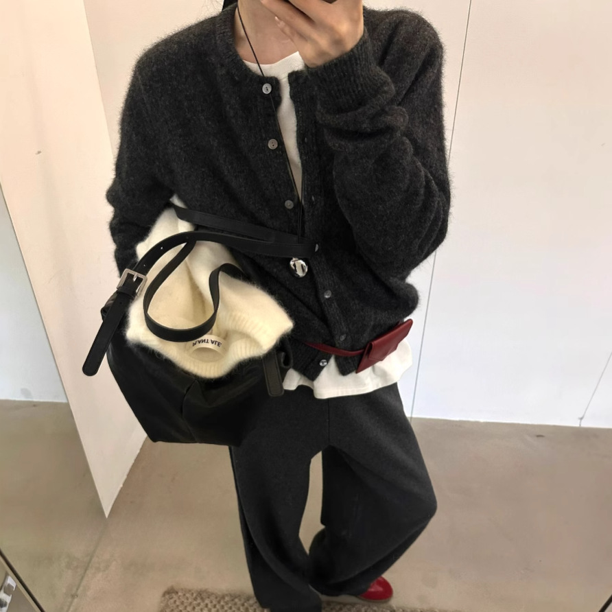 한국 고급 토끼 울 니트 카디건  가을과 겨울 라운드 넥 클래식 브레스트 소프트 왁스 스웨터 여성 의류 P6510