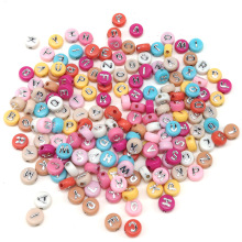 100个亚马逊跨境7mm塑料英文字母珠彩色亚克力散珠饰品配件