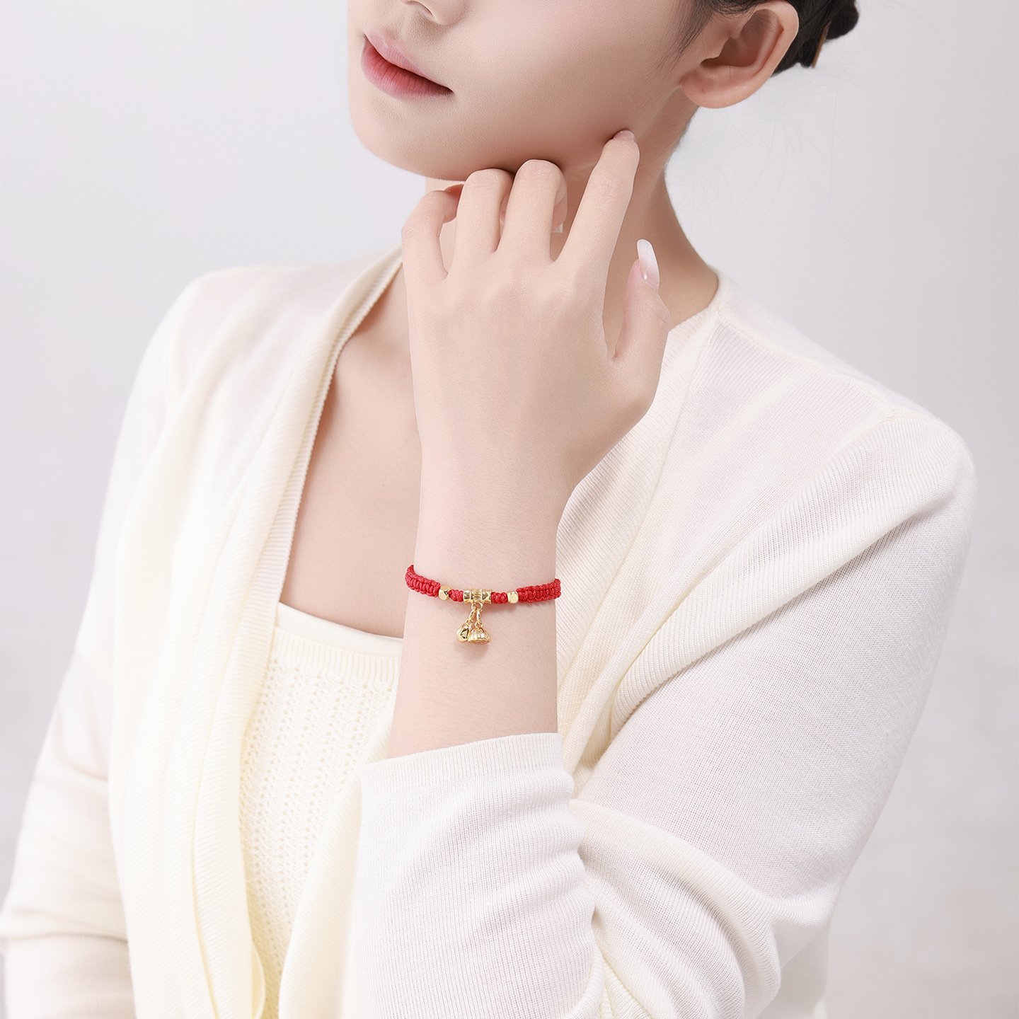 Xuping lótus bordilla tejida a mano pulsera de cuerda roja simple clásica extraíble ajustable joyería del año del caballo al por mayor mujeres