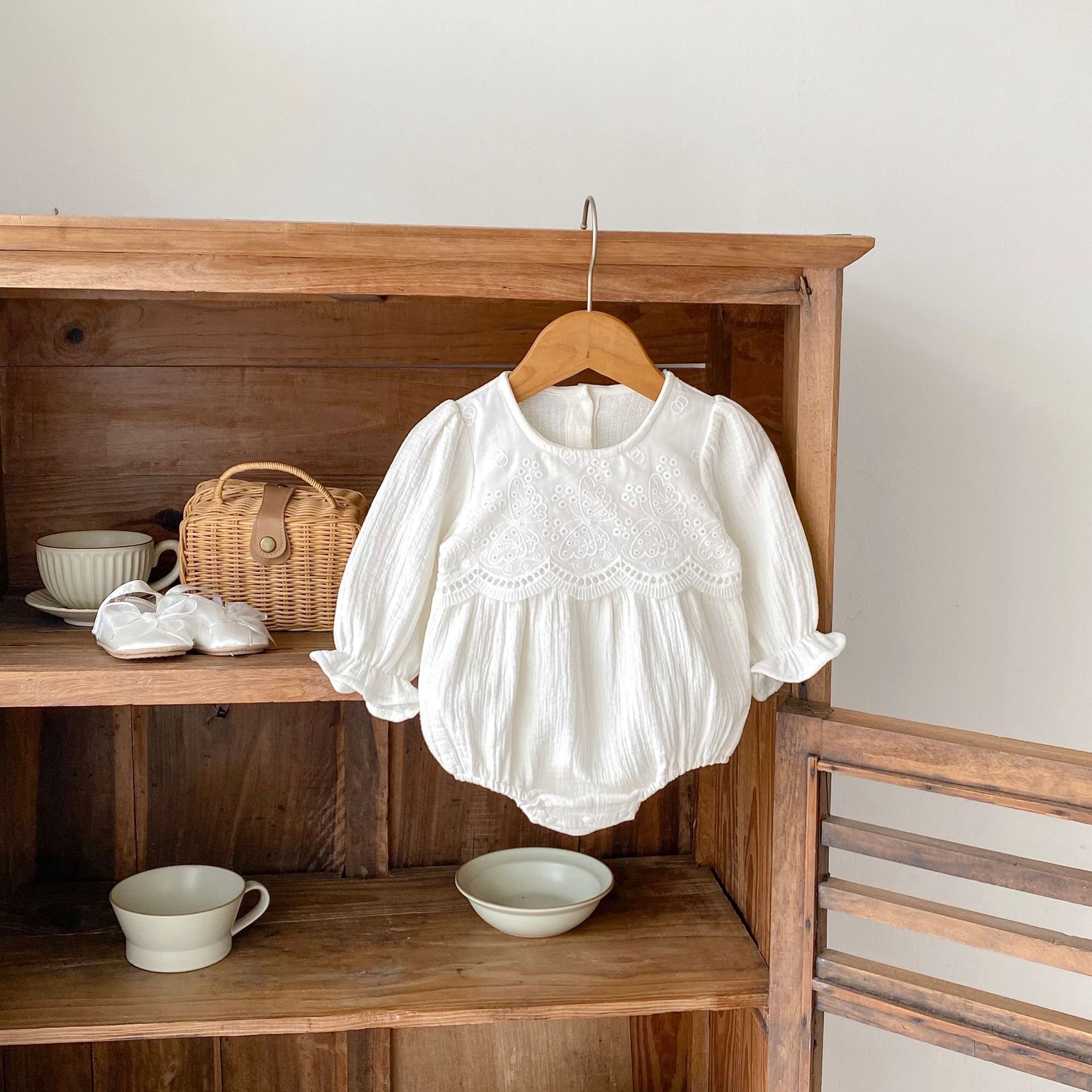 Baby and toddler autumn 2024 cotton bubble long sleeved khaki women's baby solid color ladylike bag fart triangle_voghion.com