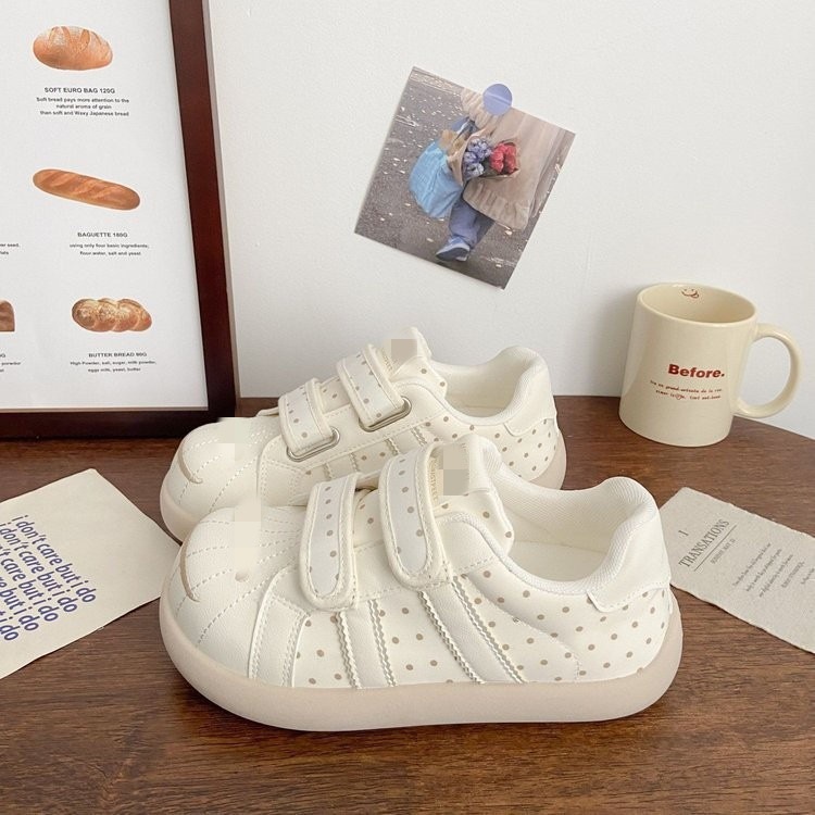Campus de viento concha cabeza velcro zapatos blancos para mujeres 2026 primavera nuevos zapatos de suela gruesa zapatos de pan zapatos casuales
