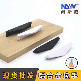 �������X�Ͻ���ɫ�������T��χ��������μҾ�Ь�����T����