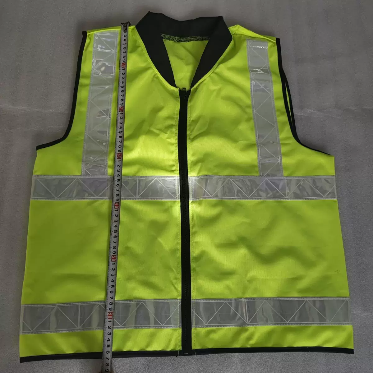 马来西亚专供安全背心  反光条户外防护背心 急救包配件