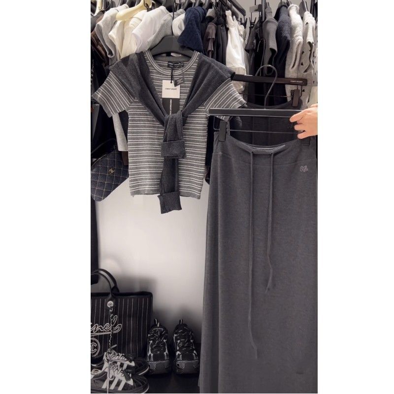 Summer Casual Thin Short-Sleeved Striped Slim-Fitting Knit Top + Lazy Style Slimming Long Skirt Set for Women Summer Casual Thin Short-Sleeved Striped Slim-Fitting Knit Top + Lazy Style Slimming Long Skirt Set for Women